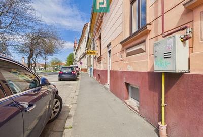 Spațiu comercial de închiriat Piața Catedralei - 6