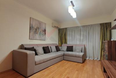 Apartament cu 2 camere decomandat, mobilat în Central