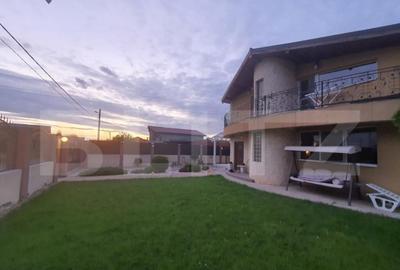 Casă cu 4 camere cu Teren 400 Mp în Central - 2