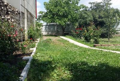 Casă individuală cu 4 camere cu Canalizare în Central - 3