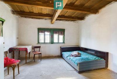 Casa rustica de vanzare in Tau? - 1