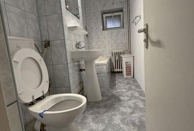 Garsoniera Decomandata 41 mp - 5 min Metrou Costin Georgian - 7