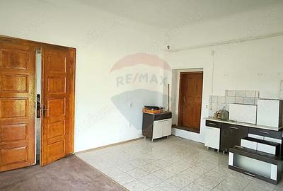 Casă cu 3 camere cu Teren 470 Mp în Dumbrăveni - 12