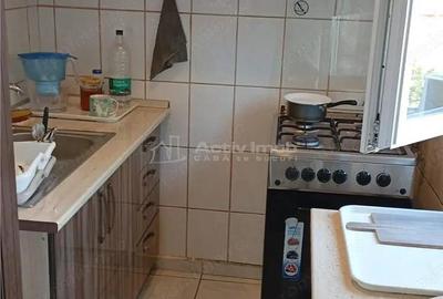 Apartament 2 semidecomandat, etaj 2 , mobilat- Valea Rosie - 3