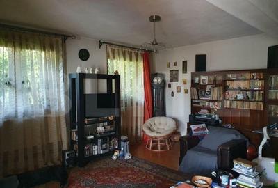 Casa cu 6 camere in Voiniceni - 4