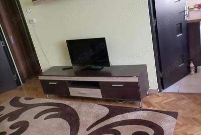 Inchiriez garsoniera decomandata - 1