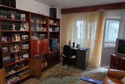 Apartament cu 3 camere decomandat în Central - 9