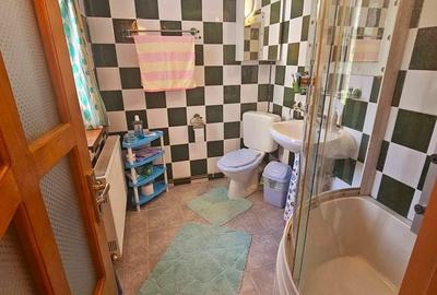 VILĂ ELEGANTĂ CU PRIVELIȘTE DEOSEBITĂ – VALENII DE MUNTE - 42
