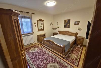 Casa individuala Km 5 curte cu foi?or, acces privat, termen lung - 8