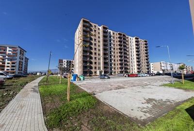 Apartament cu 2 camere decomandat, mobilat în Tractorul - 15