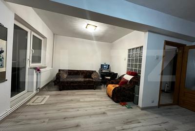 Apartament cu 4 camere decomandat, mobilat în Calea București - 2