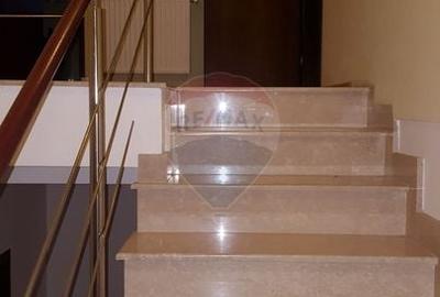 Casă cu 6 camere cu Garaj în Moara Vlăsiei - 12