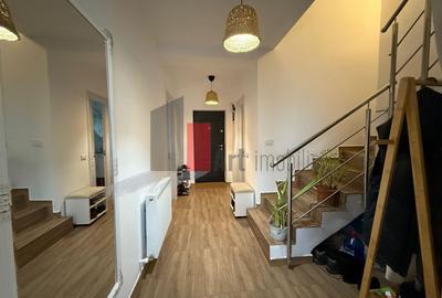 Duplex cu 4 camere cu Canalizare în Exterior Est - 18