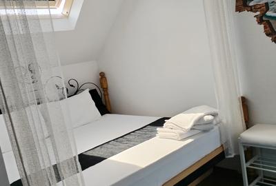 Hotel/Pensiune, de 18 mp, în 23 August - 9