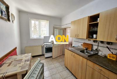 Casă individuală cu 6 camere cu Canalizare în Central - 10