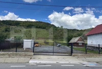 Teren de 5400 mp, în Central - 3