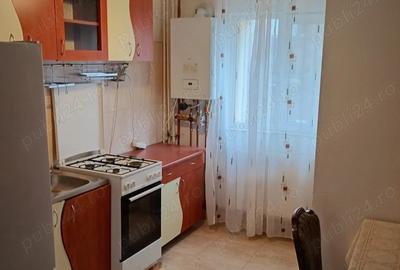 Inchiriez apartament - 2