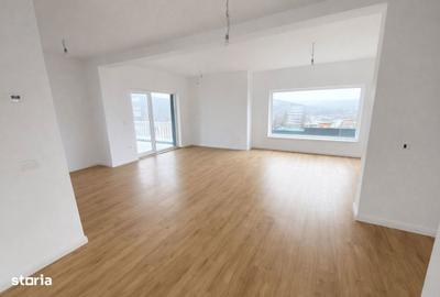 Casă cu 5 camere cu Teren 500 Mp în Valea Adâncă - 3