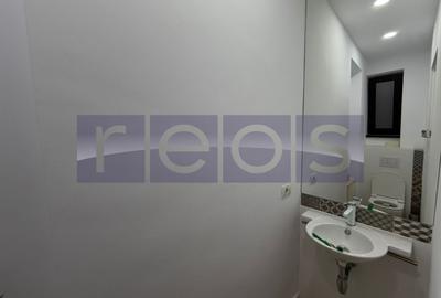 Casă individuală cu 8 camere cu Canalizare în Capitale - 40