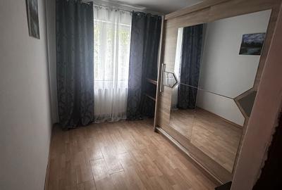 Apartament cu 3 camere semidecomandat în Berceni - 3