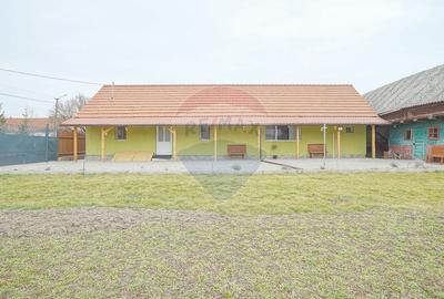 Casă cu 4 camere cu Teren 707 Mp în Vama Buzăului - 1