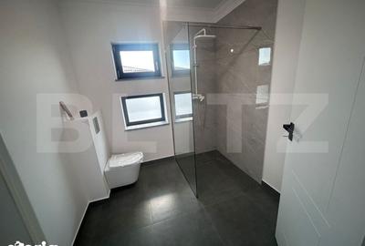 Casă cu 4 camere cu Teren 600 Mp în Șimnicu de Sus