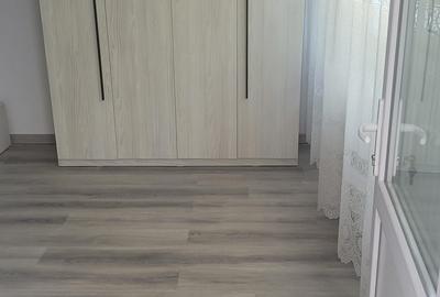 Garsonieră decomandată în Valea Adâncă - 4