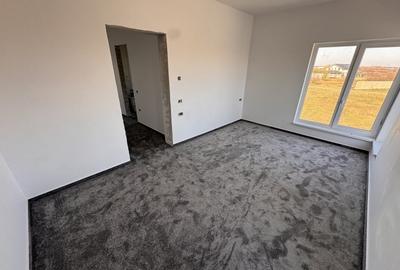 DIRECT DEZVOLTATOR, SUPRAFATA GENEROASA, MODERN - 14