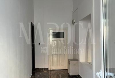 Spațiu comercial, de 130 mp, în Central - 4