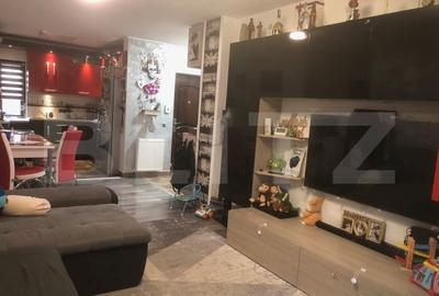 De vanzare apartament , cu 3 camere, 60mp, zona Carpati 2 - 1