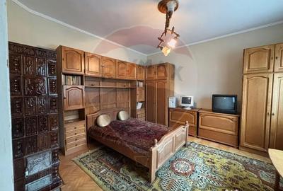 Casă cu 5 camere cu Garaj în Ultracentral - 17