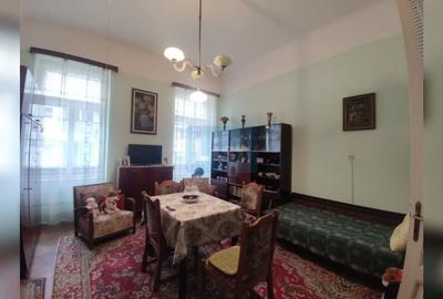 Apartament cu 3 camere semidecomandat în Horea - 2
