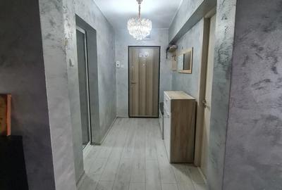 Vand apartament cu 3 camere decomandat - 9