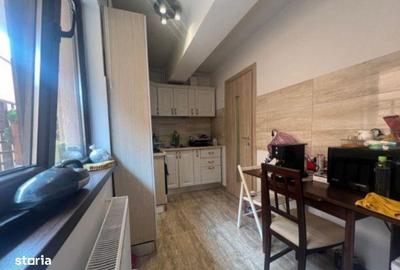 Apartament cu 3 camere decomandat în Băneasa - 4