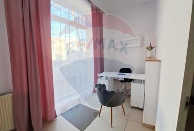 Spațiu comercial, de 102 mp, în Central - 2