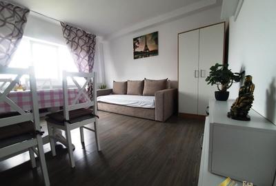 Apartament cu 3 camere decomandat în 13 Septembrie
