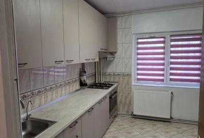 Apartament cu 3 camere decomandat, mobilat în Rahova - 10