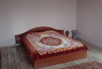 Casă cu 4 camere în Cândești - 1