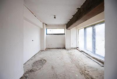 Spațiu comercial, de 613 mp, în Steaua - 11