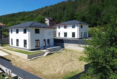 Casa de vanzare la 12 minute de Pite?ti inconjurata de natura - 5