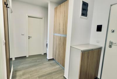Apartament cu 2 camere de inchiriat in zona Tractorul,et 4/8 cu loc de parcare - 6