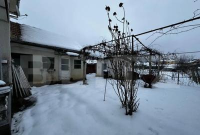 Casă cu 6 camere cu Teren 800 Mp în Central - 13