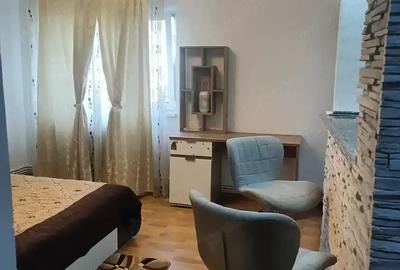 Garsonieră decomandată în Central - 1