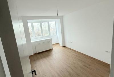 Apartament cu 3 camere semidecomandat în Vatra Luminoasă - 6