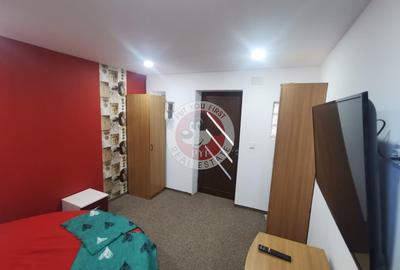 Casă cu 7 camere cu Teren 257 Mp în Central - 2