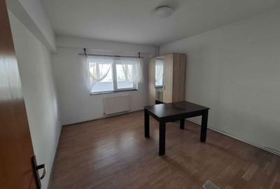 Apartament cu 4 camere decomandat în 13 Septembrie - 7