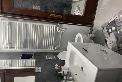 Vand apartament 2 camere, etaj 3 - 5