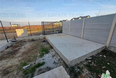 Casă cu 4 camere cu Canalizare în Central - 12