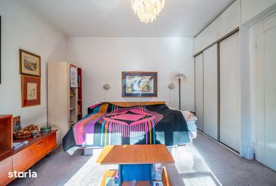 Casă cu 5 camere cu Teren 680 Mp în Central - 12