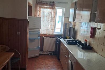 Inchiriez apartament 3 camere Intrarea Ariesului, Sibiu - 6